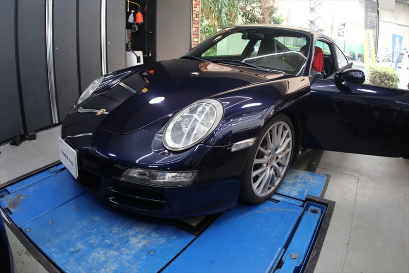 PORSCHE 997にMOMO+社外のパドルシフト | SUNRISE Blvd.